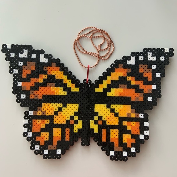 Monarch butterfly Perler bead - Picture 2 of 4